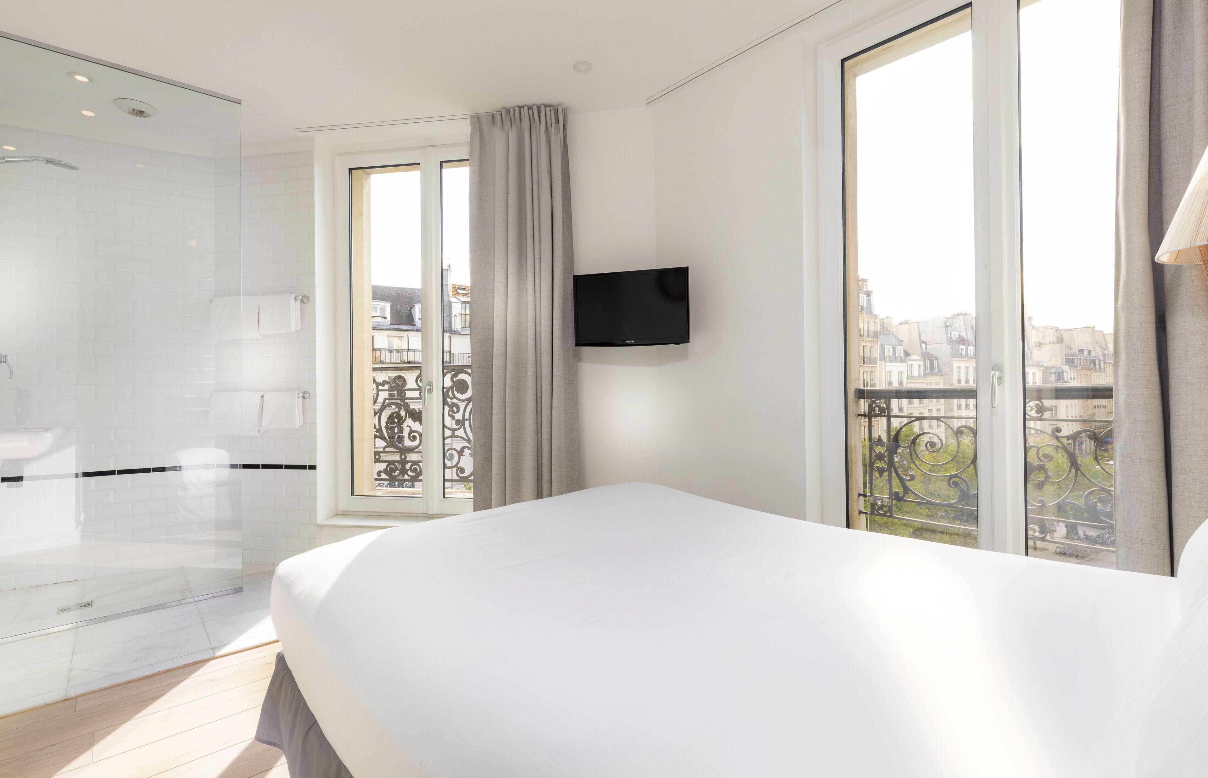 Emile Le Marais Hotel